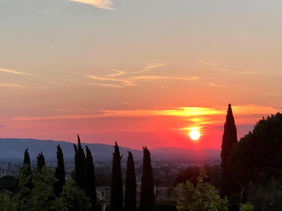 Giuliveto Bed And Breakfast Foligno Exteriör bild