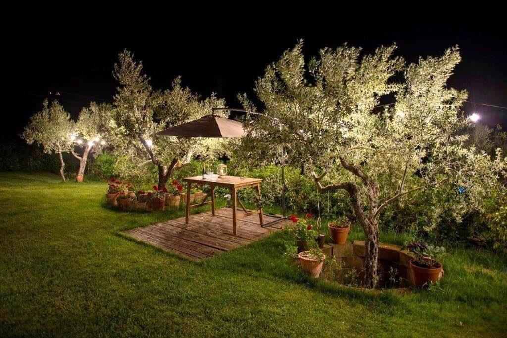 Giuliveto Bed And Breakfast Foligno Exteriör bild